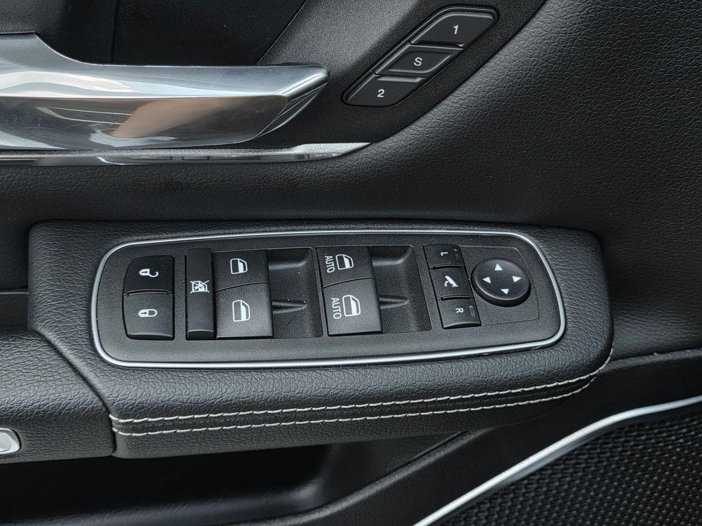 2023 RAM 1500 LARAMIE 缩略图 25