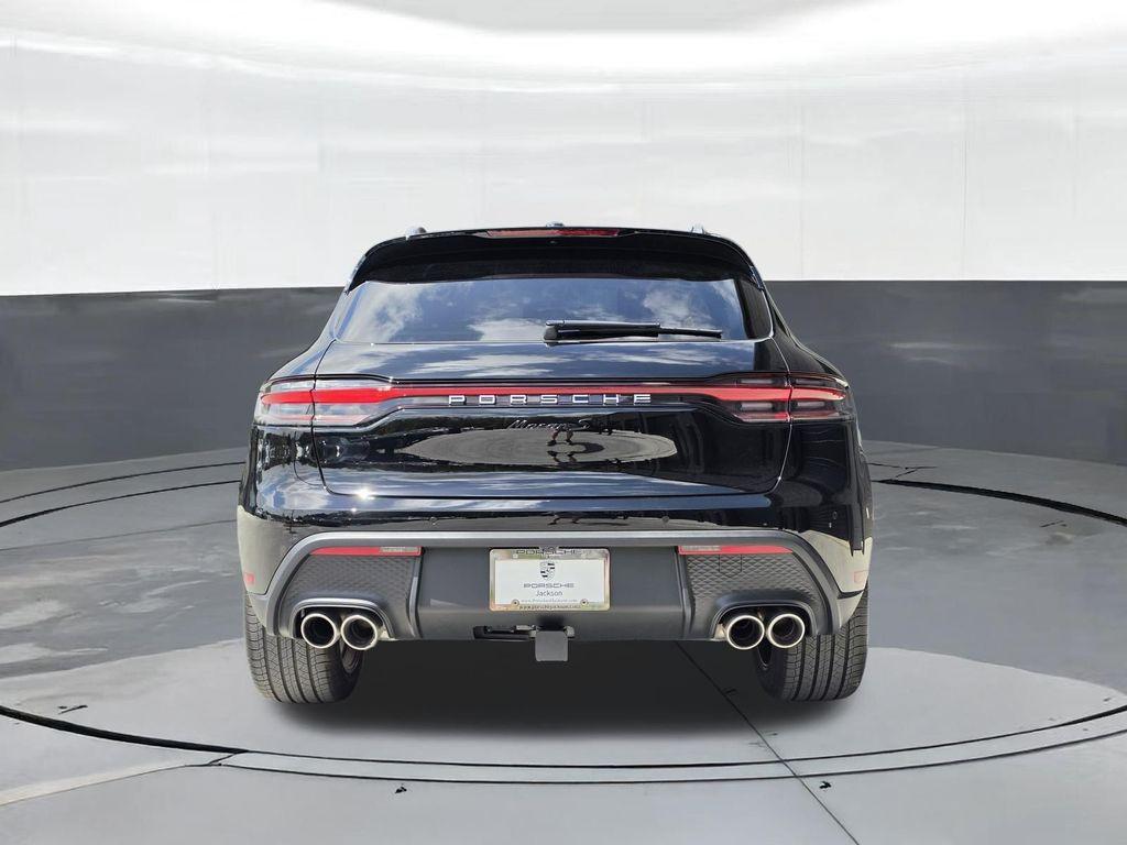صورة 10 لـ 2026 Porsche MACAN S