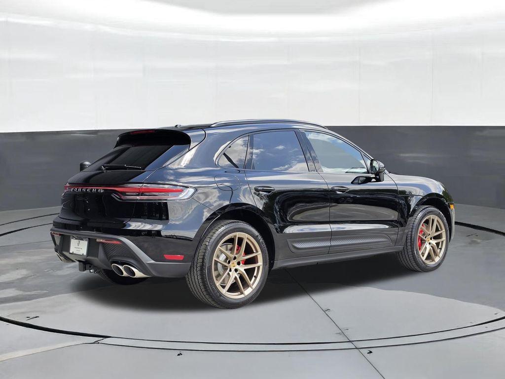 صورة 8 لـ 2026 Porsche MACAN S