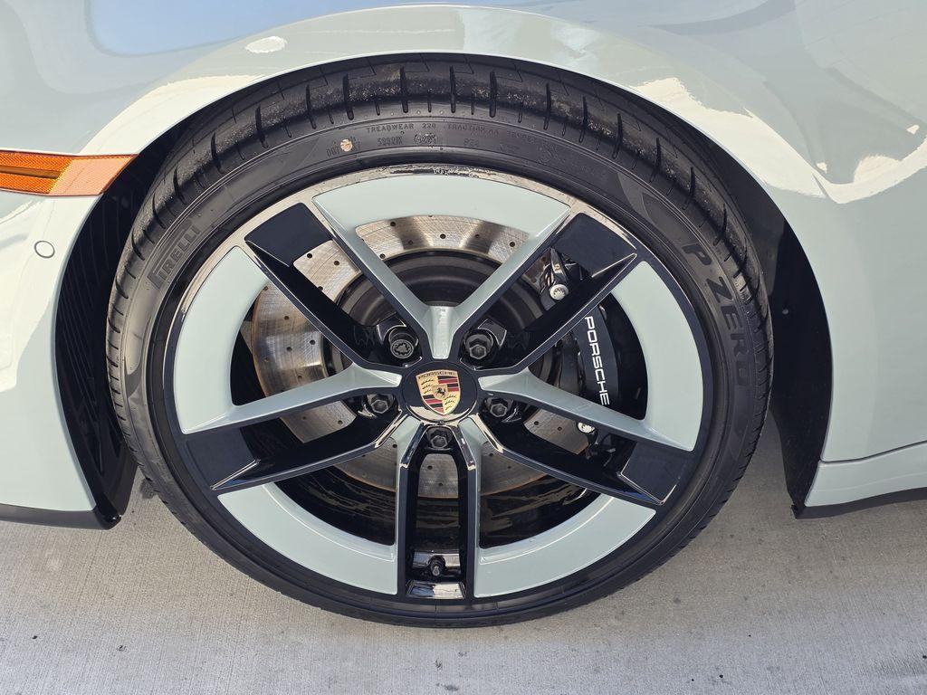 2026 Porsche 911 CARRERA 4S 缩略图 29
