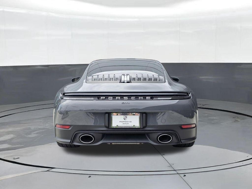 صورة 10 لـ 2026 Porsche 911 CARRERA