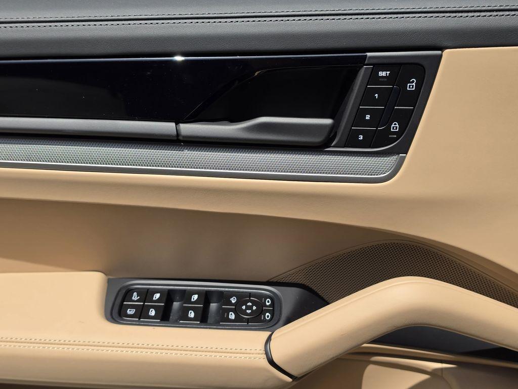 صورة مصغرة 24 لـ 2026 Porsche CAYENNE S