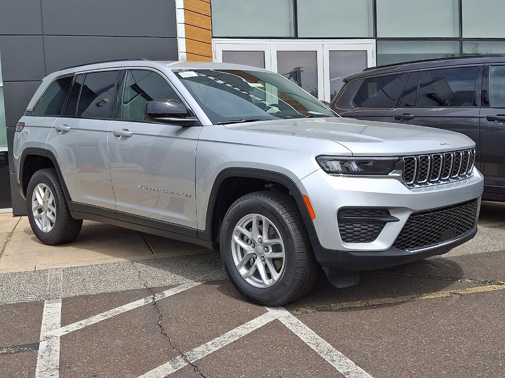 New 2026 Jeep Grand Cherokee Altitude 4x4