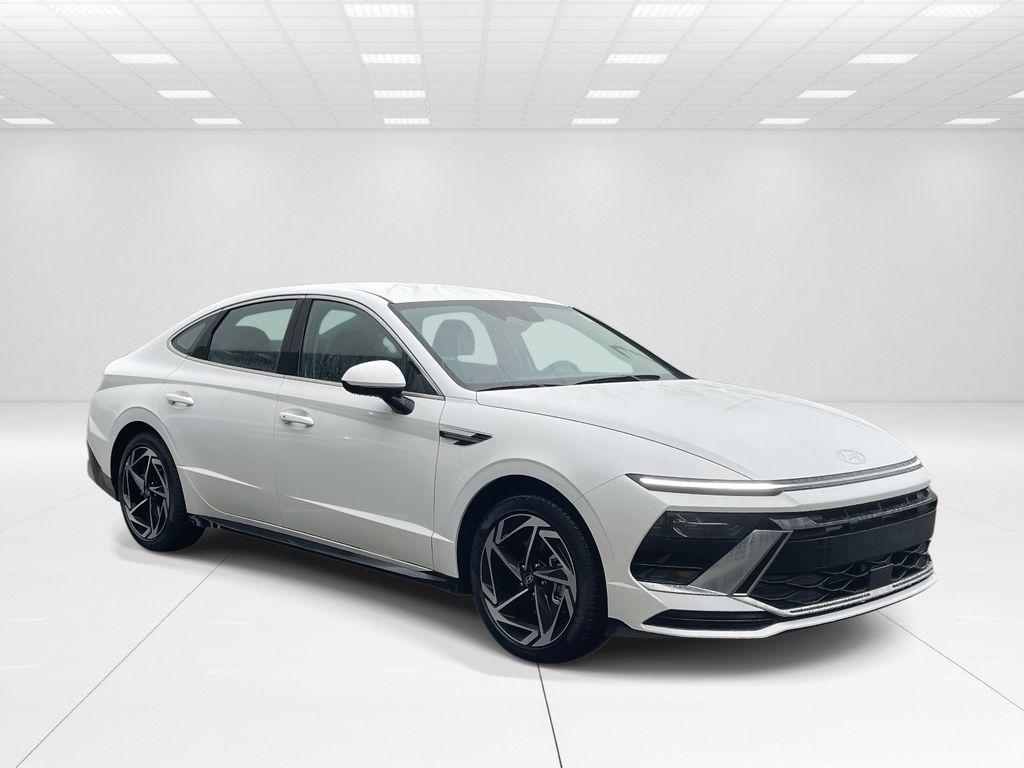 New 2026 Hyundai SONATA SEL Sport