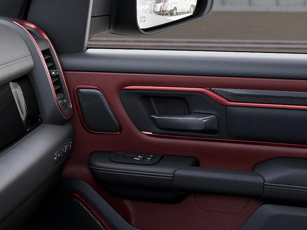 صورة مصغرة 25 لـ 2026 RAM 1500 REBEL