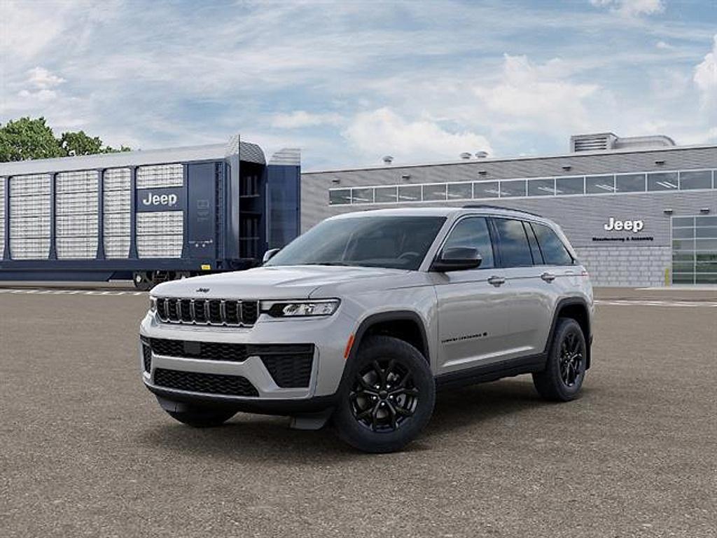 New 2026 Jeep Grand Cherokee Altitude