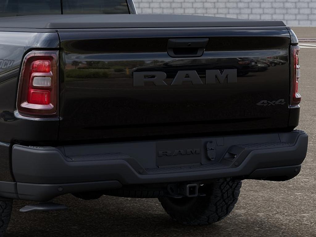 صورة 13 لـ 2026 RAM 1500 WARLOCK CREW CAB 4X4 5'7' BOX