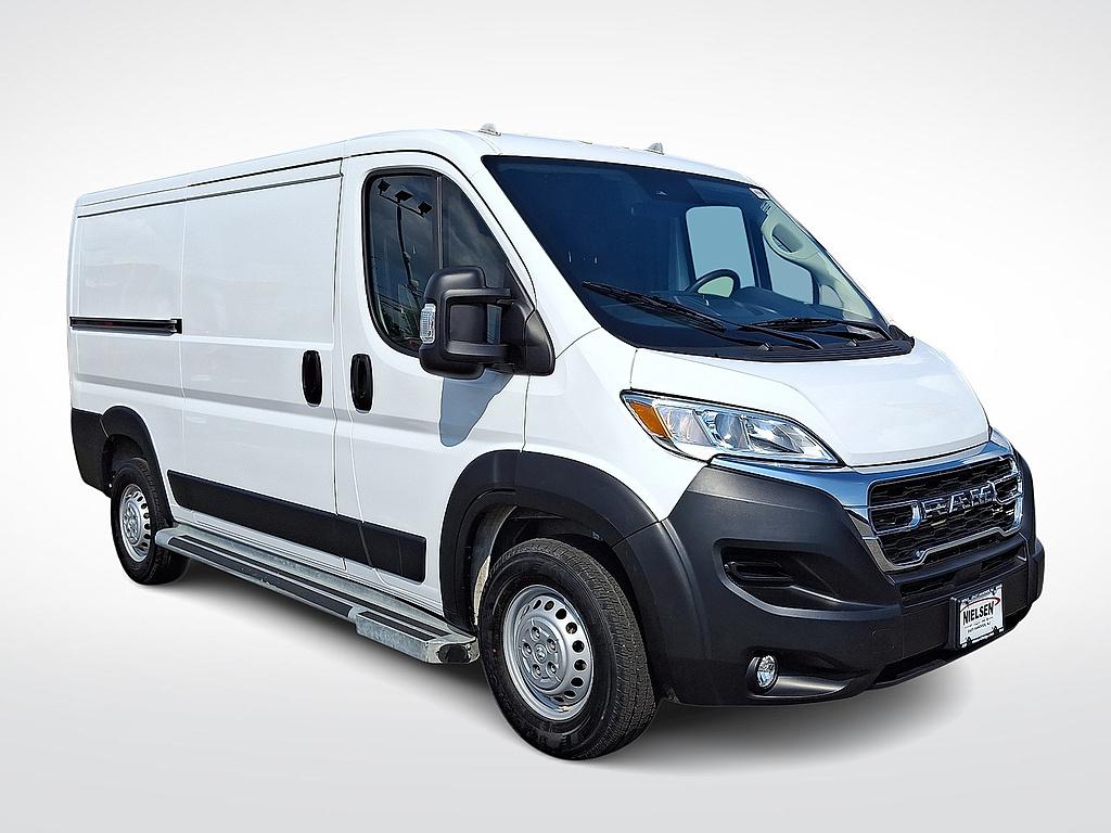صورة 1 لـ 2025 RAM PROMASTER 2500 TRADESMAN