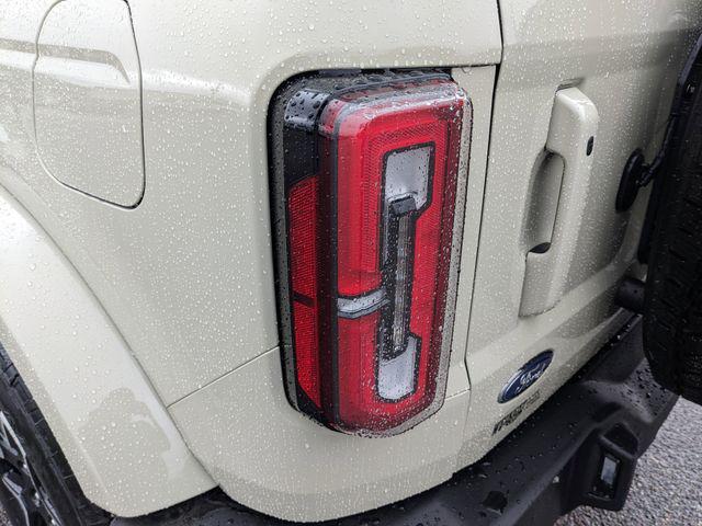 FORD BRONCO - 10