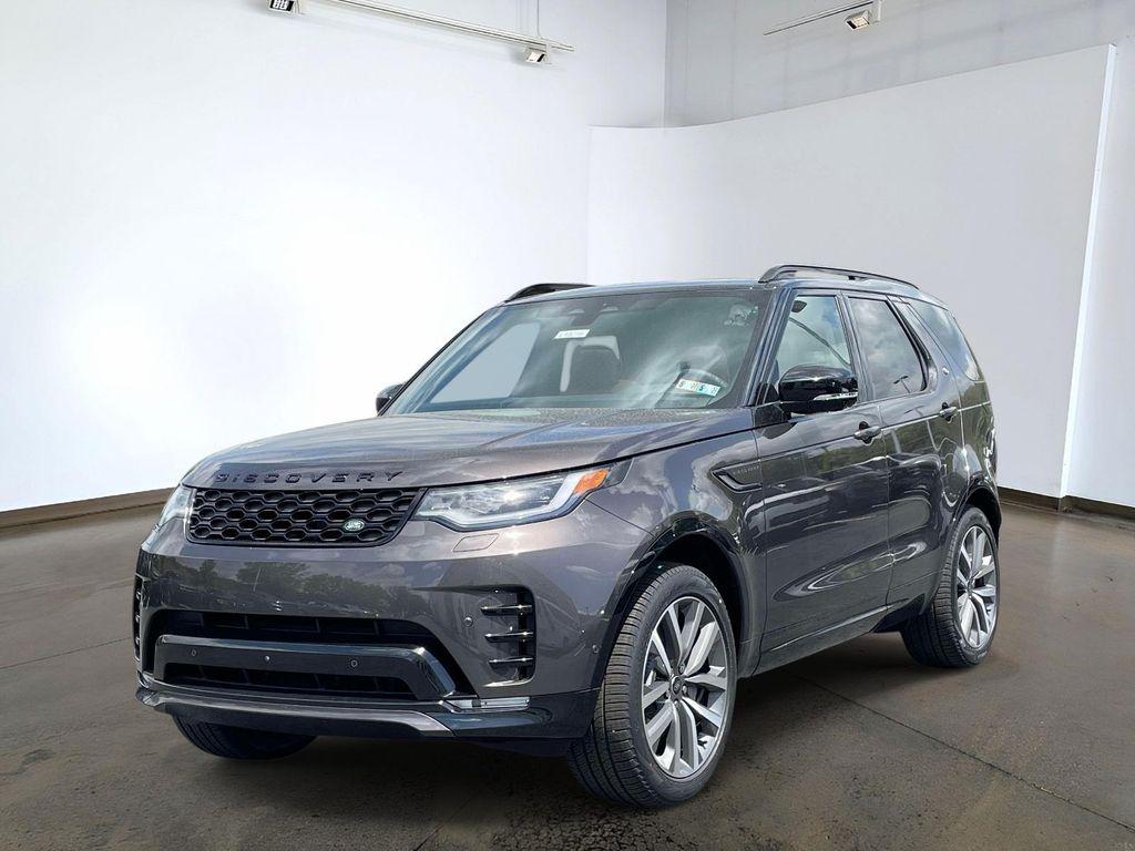 New 2026 Land Rover Discovery Dynamic SE