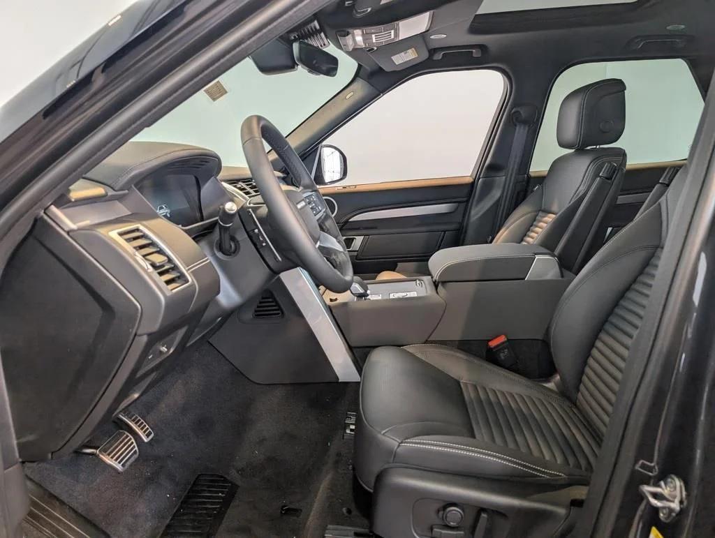 صورة 10 لـ 2026 LAND Rover DISCOVERY TEMPEST EDITION