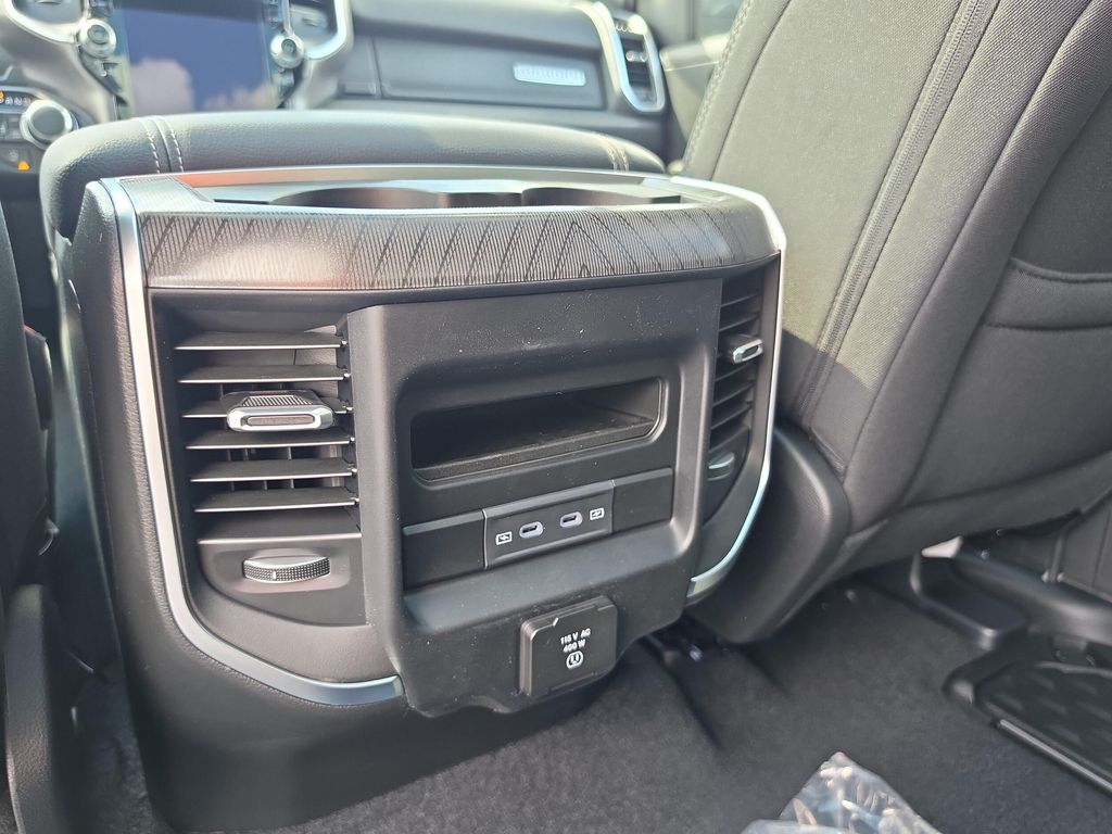 2026 RAM 1500 BIG HORN/LONE STAR — миниатюра 17
