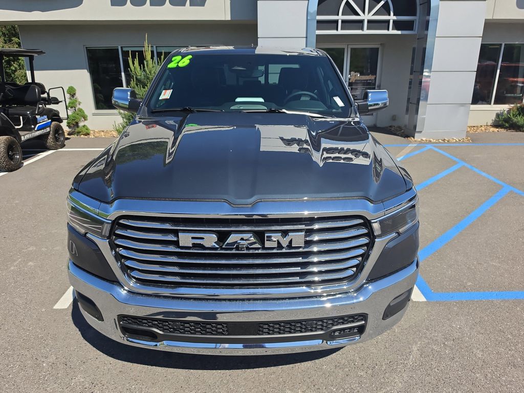 2026 RAM 1500 LARAMIE — фото 9