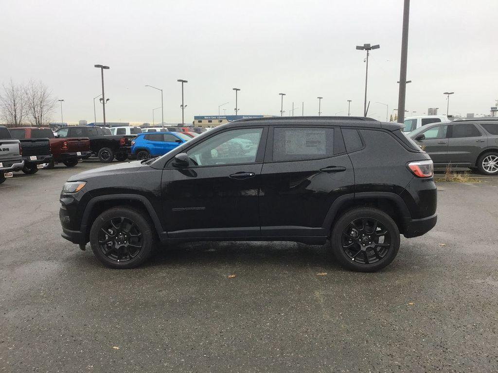 New 2026 Jeep Compass Latitude