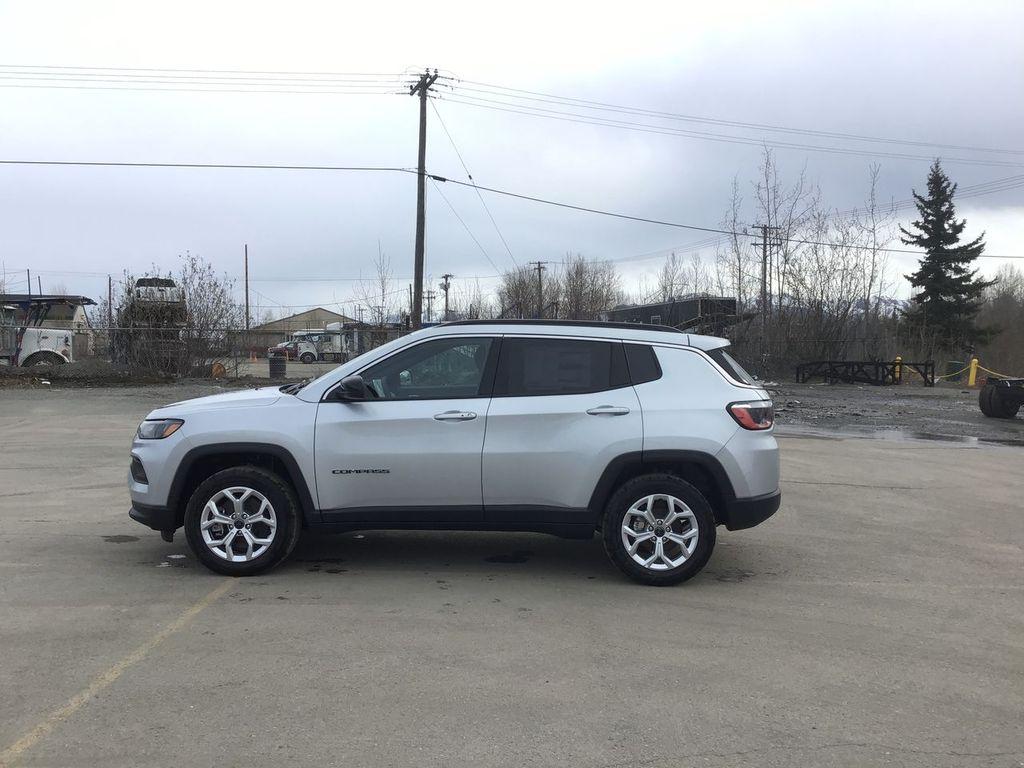 New 2025 Jeep Compass Latitude