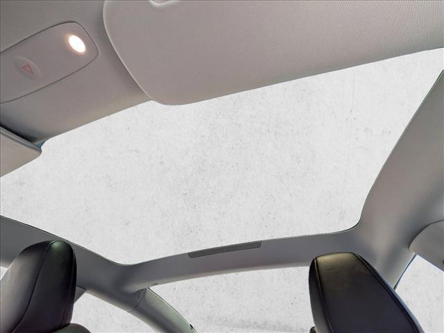 2025 Tesla MODEL 3 LONG RANGE 缩略图 16