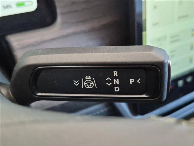 صورة 11 لـ 2023 Rivian R1S ADVENTURE