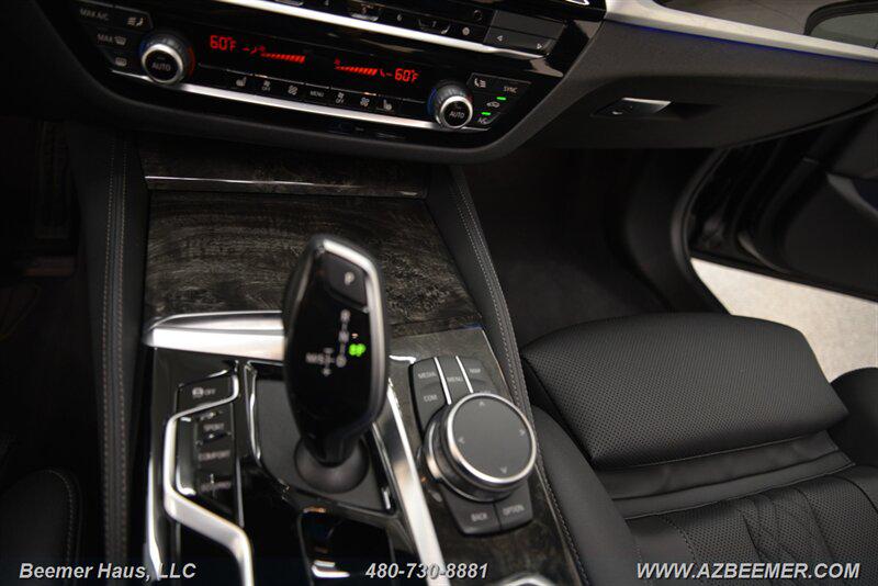 2023 BMW 530 I thumbnail 39