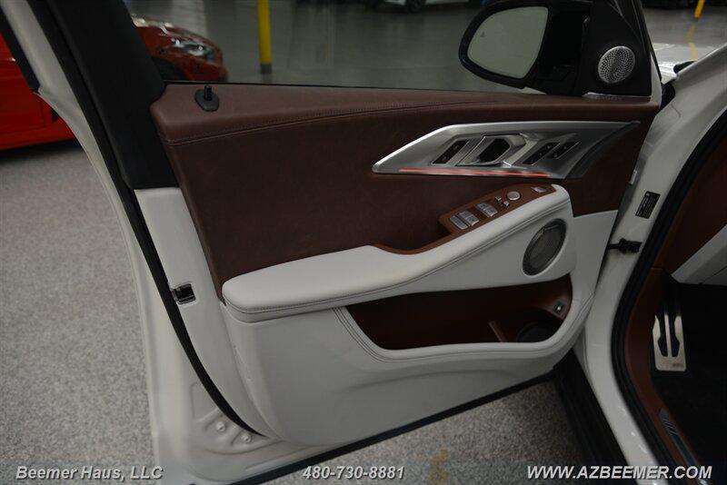 صورة مصغرة 42 لـ 2024 BMW XM