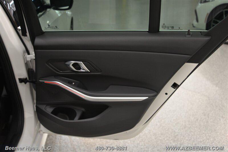 صورة مصغرة 41 لـ 2024 BMW 330 330I