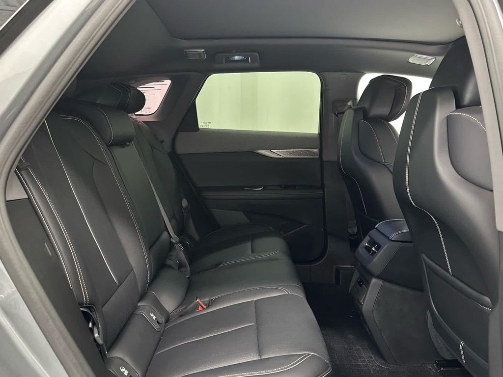 2025 Cadillac OPTIQ SPORT 2 AWD 缩略图 20