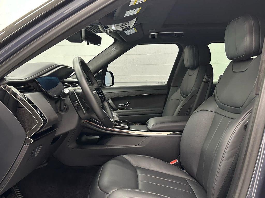 2025 LAND Rover RANGE ROVER SPORT AUTOBIOGRAPHY — миниатюра 11