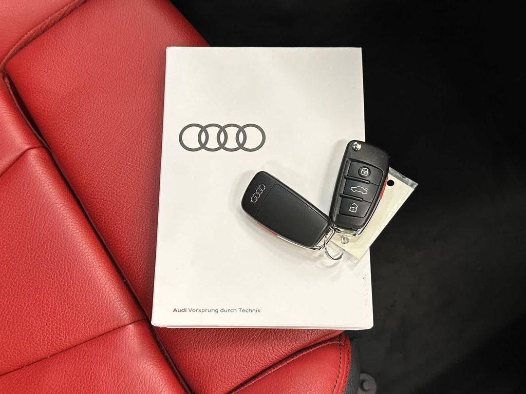 صورة 40 لـ 2020 AUDI S3 PREMIUM PLUS TFSI QUATTRO S TRONIC