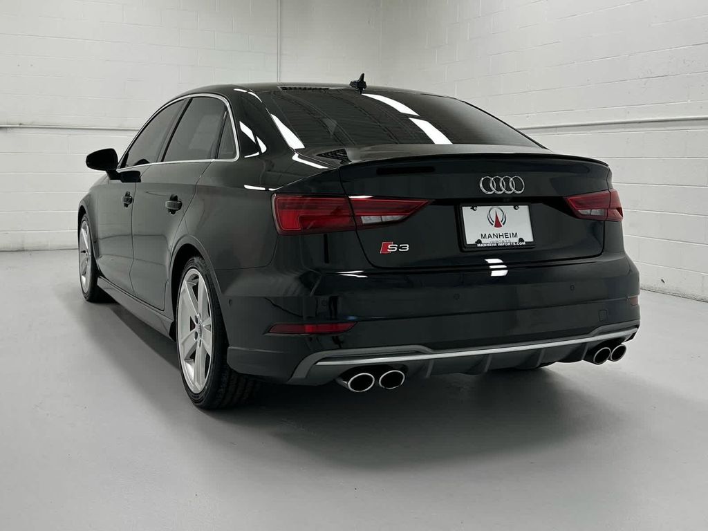 صورة 8 لـ 2020 AUDI S3 PREMIUM PLUS TFSI QUATTRO S TRONIC