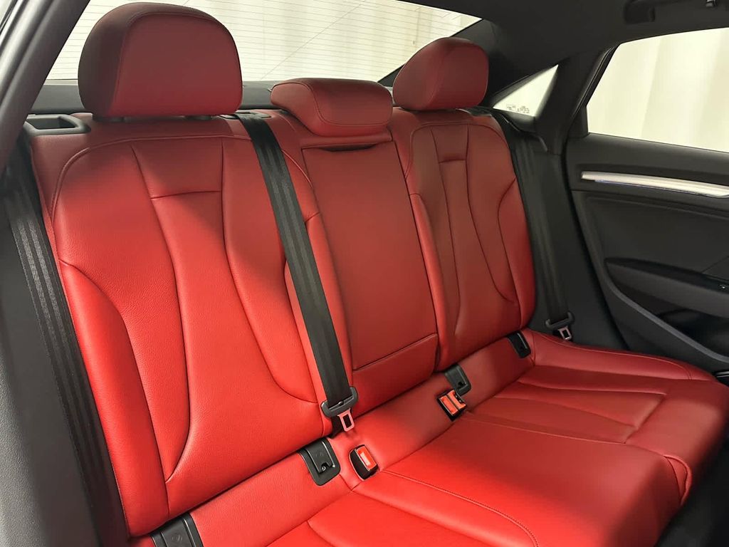 صورة 22 لـ 2020 AUDI S3 PREMIUM PLUS TFSI QUATTRO S TRONIC