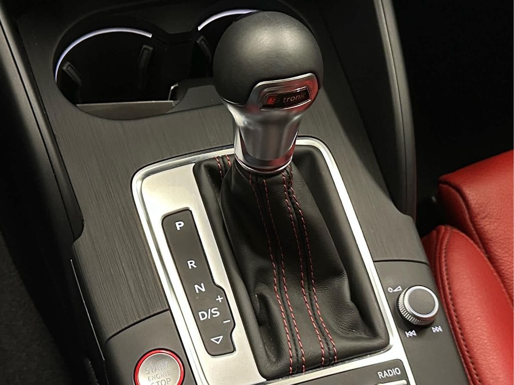 صورة 29 لـ 2020 AUDI S3 PREMIUM PLUS TFSI QUATTRO S TRONIC