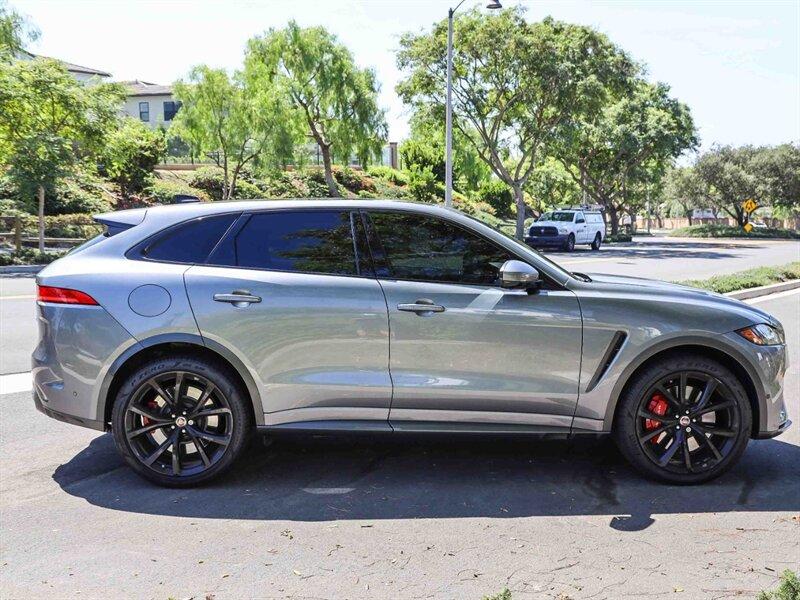 2020 Jaguar F-PACE SVR 照片 6