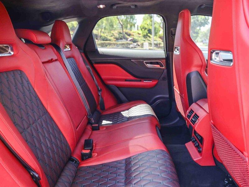 2020 Jaguar F-PACE SVR 缩略图 20