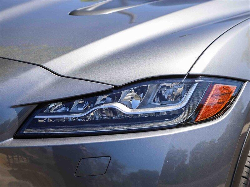 2020 Jaguar F-PACE SVR 照片 10