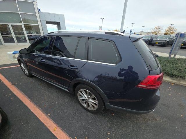 Used 2017 Volkswagen Golf Alltrack TSI SE
