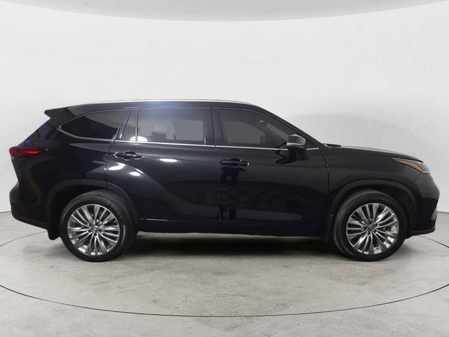 TOYOTA HIGHLANDER - 6