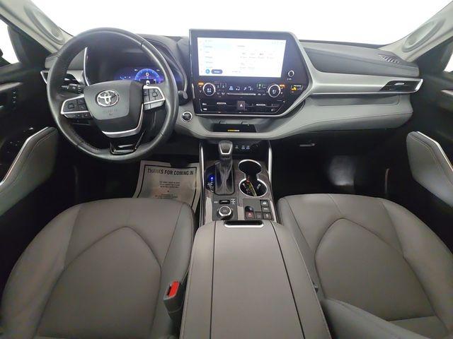 TOYOTA HIGHLANDER - 10