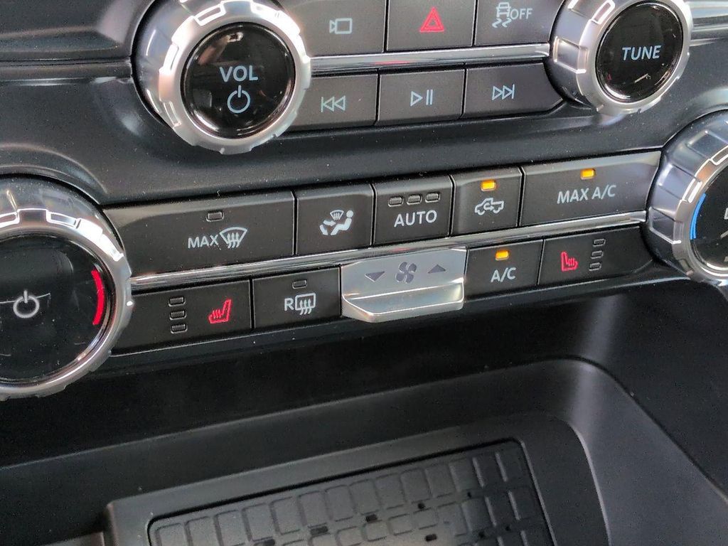 صورة مصغرة 23 لـ 2026 FORD F-150 XLT
