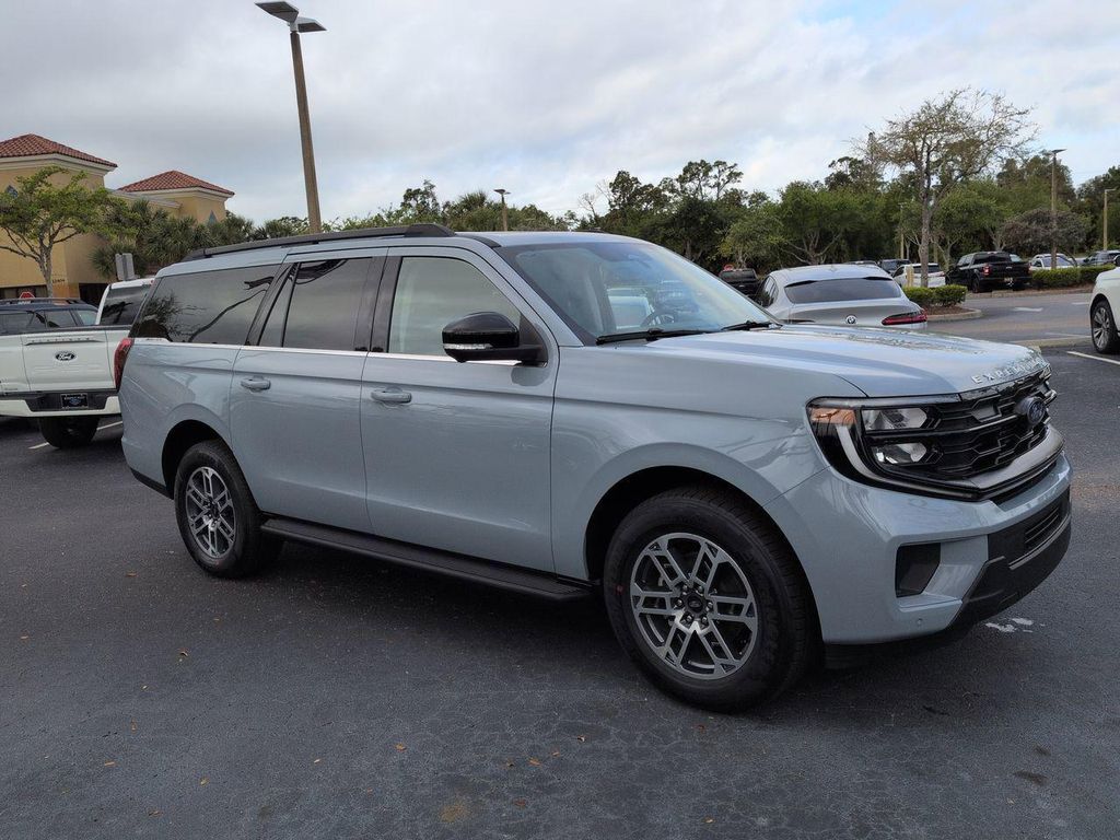 New 2026 Ford Expedition Max Active 4x2
