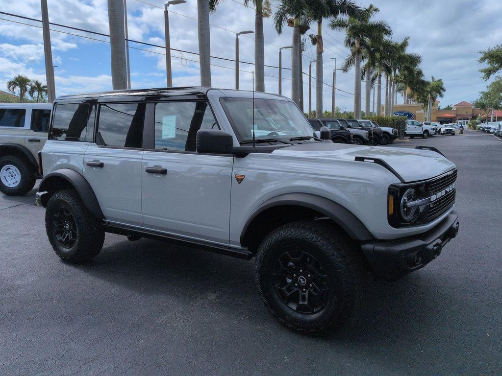 FORD BRONCO - 2
