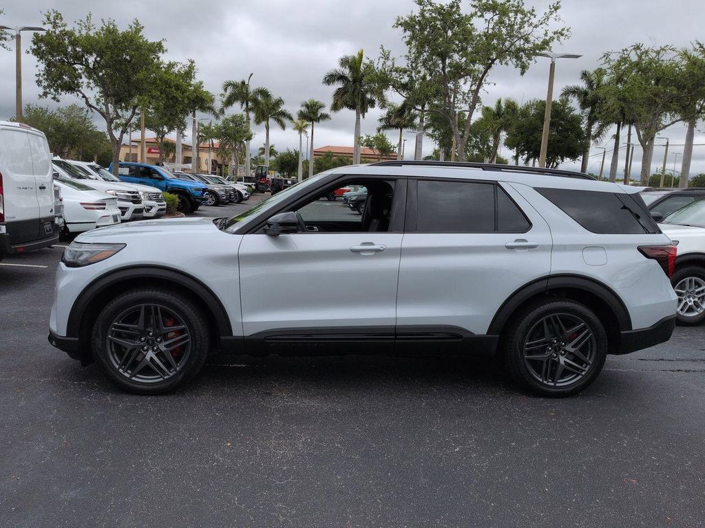 2026 FORD EXPLORER ST 照片 7