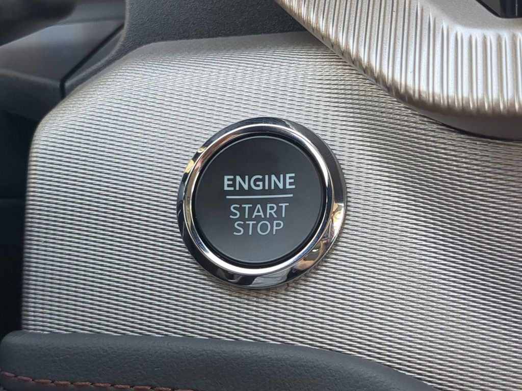 صورة مصغرة 27 لـ 2026 FORD EXPLORER ACTIVE W/200A PKG