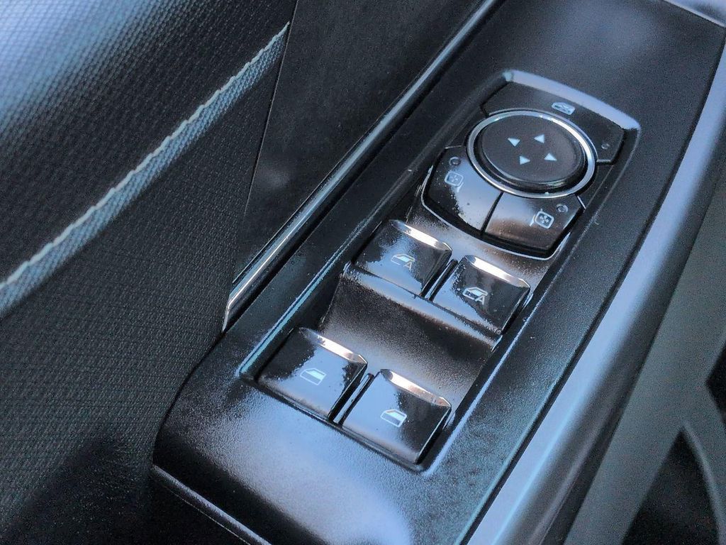 2025 FORD F-150 XLT 缩略图 22