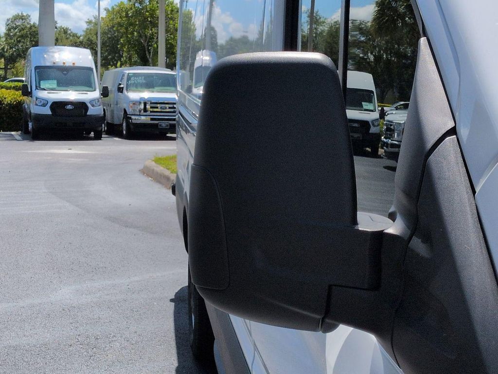 صورة مصغرة 12 لـ 2026 FORD TRANSIT-250 BASE