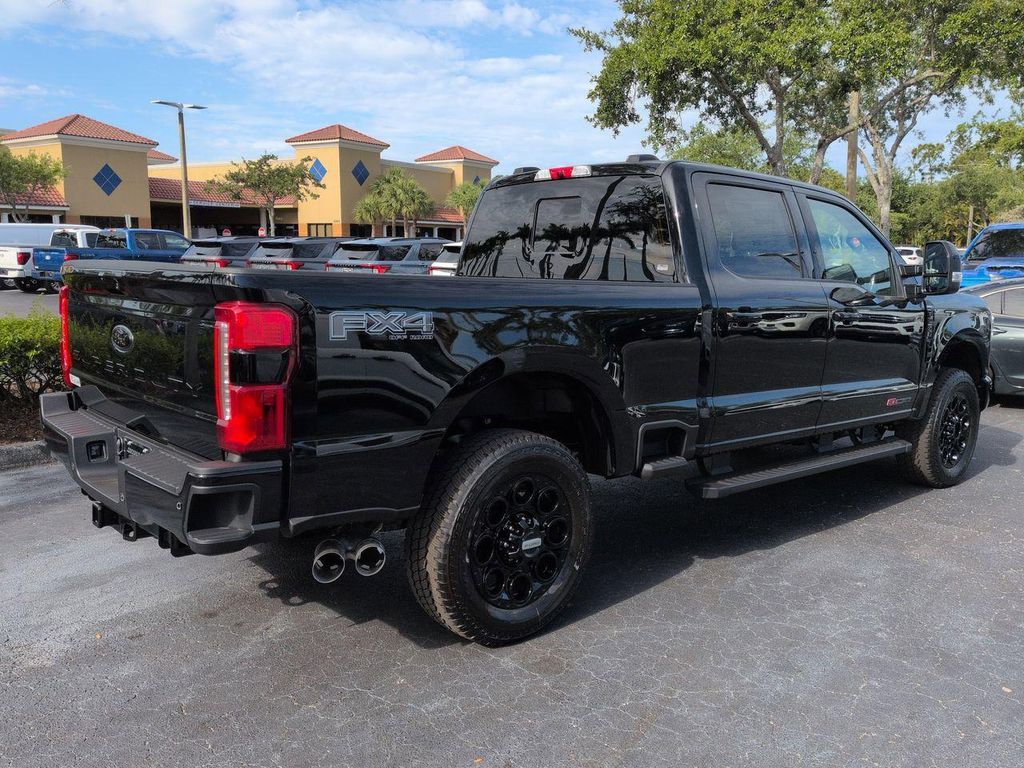 2026 FORD F-250 LARIAT — фото 4