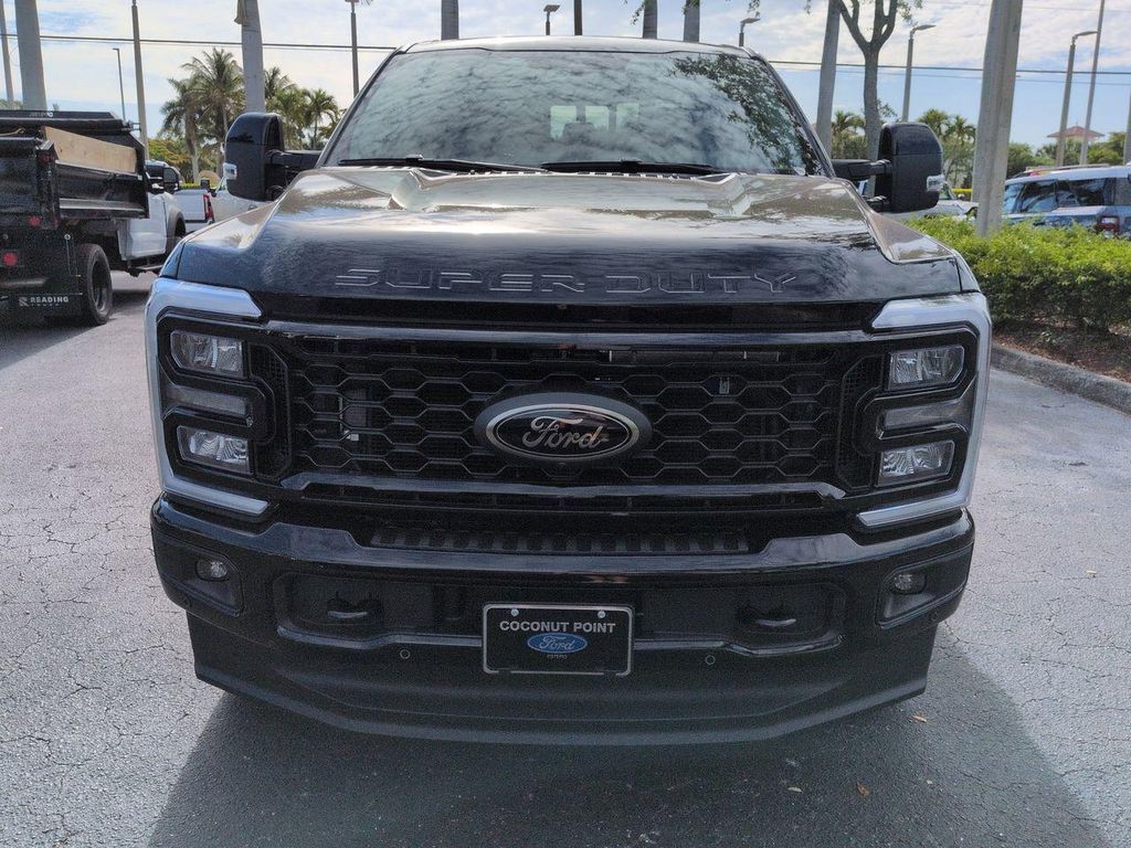 2026 FORD F-250 LARIAT — фото 9