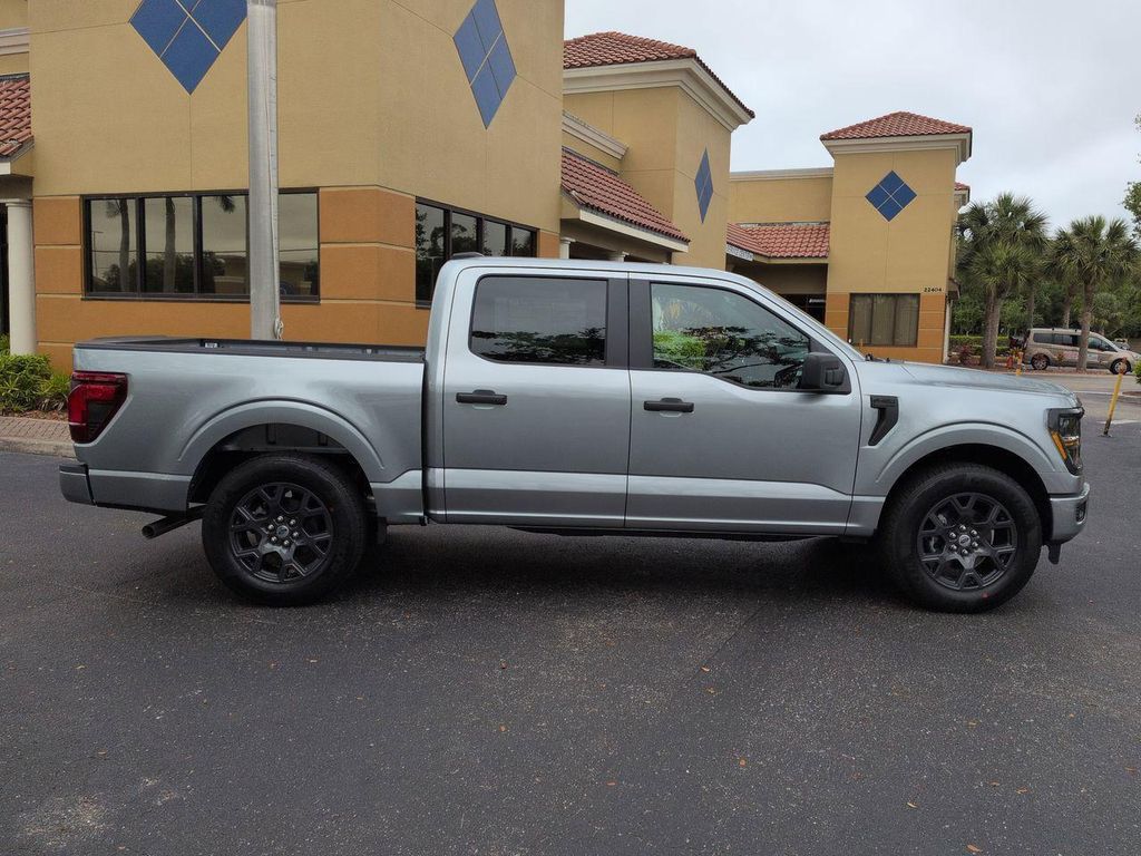 صورة 3 لـ 2026 FORD F-150 STX