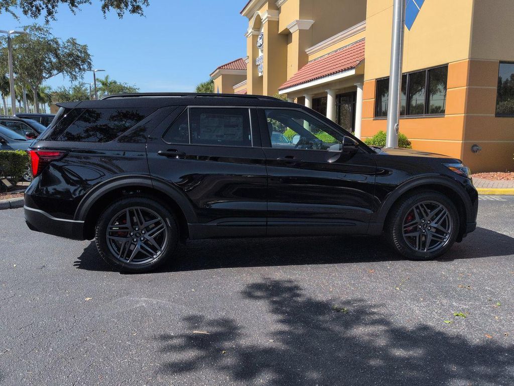 صورة 3 لـ 2026 FORD EXPLORER ST