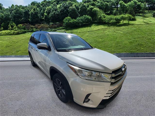 Used 2017 Toyota Highlander XLE