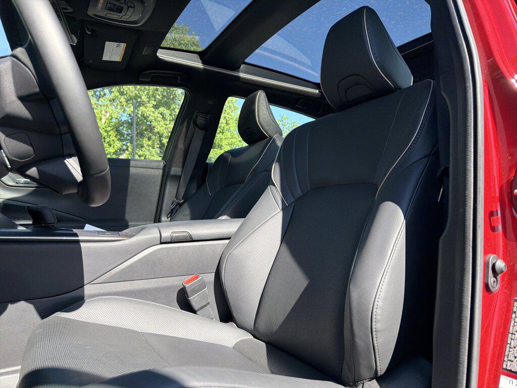 صورة مصغرة 25 لـ 2023 Toyota CROWN LIMITED