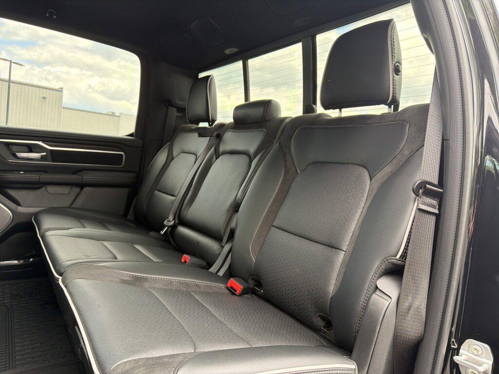 2026 RAM 1500 LARAMIE photo 8